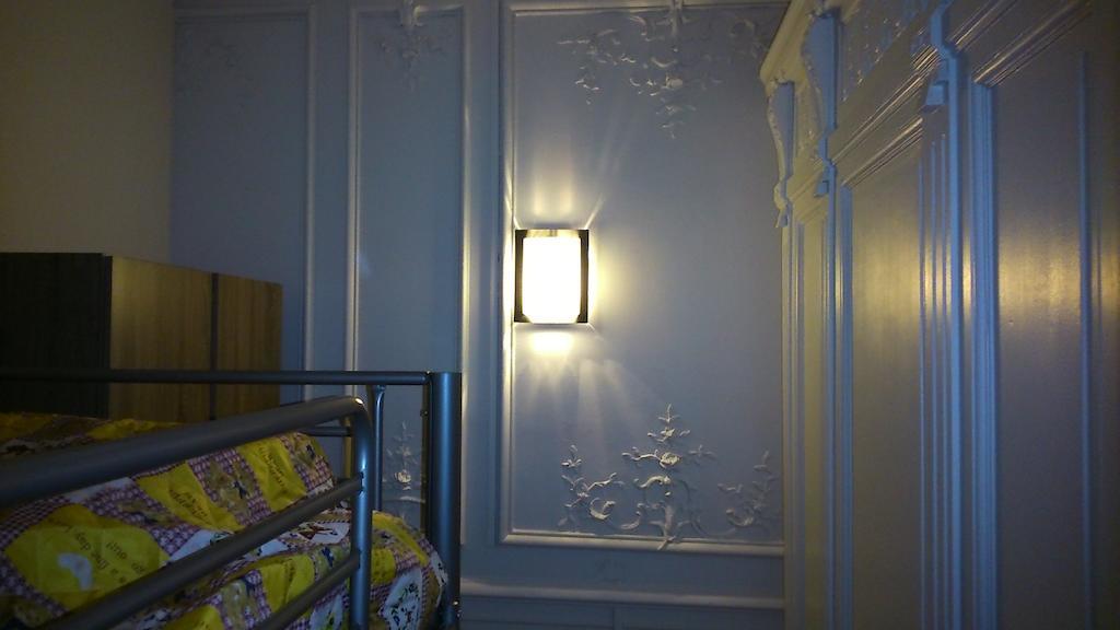 Le Sarciron Apartment เลอมงต์-ดอร์ ห้อง รูปภาพ
